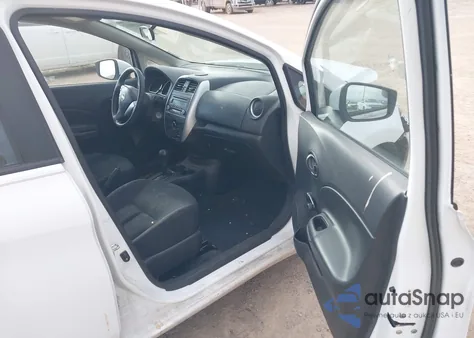2015 Nissan Versa Note S Plus из США, поврежденный, VIN 3N1CE2CP0FL396822